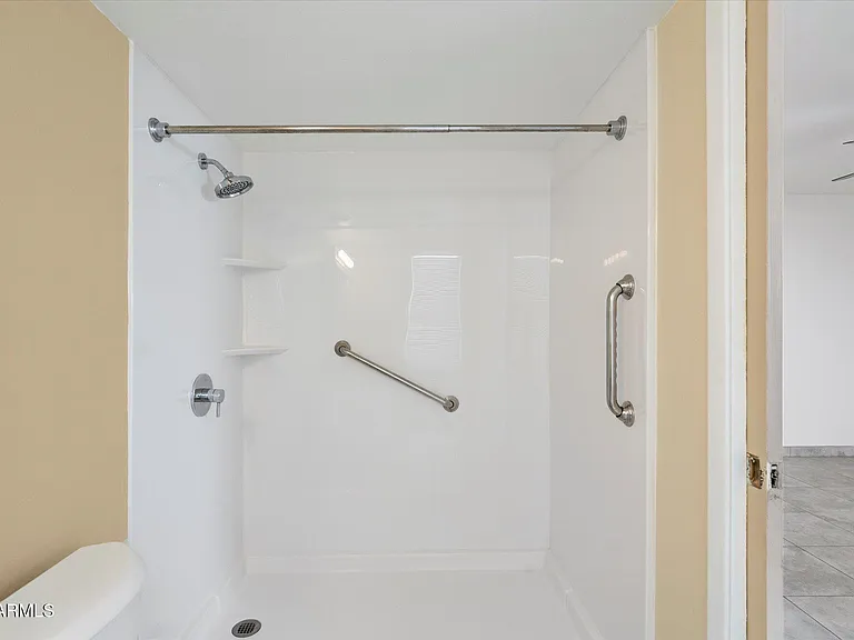 8037 N 40th Ave — Photo 18