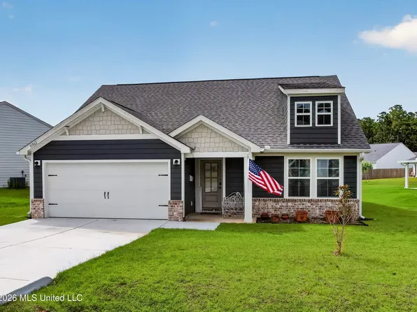 85062 Pohaku Dr, Diamondhead, MS 39525
