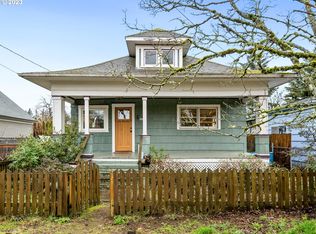 6028 SE Long St, Portland, OR 97206