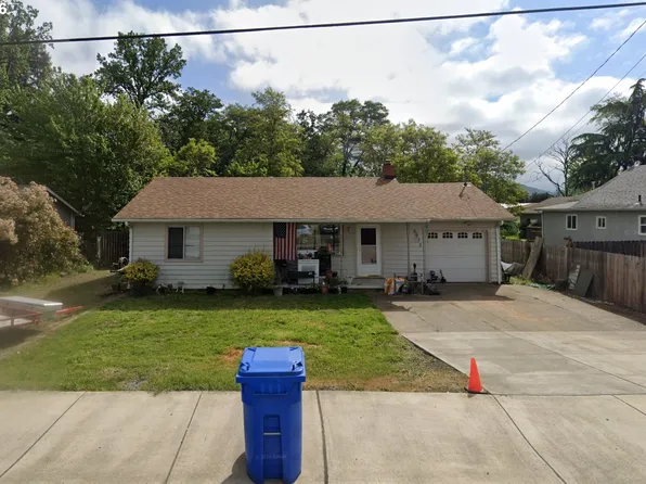 3974 Carnes Rd, Roseburg, OR 97471