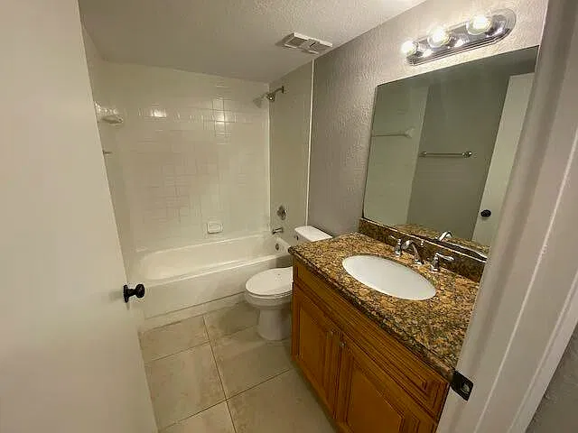 1601 Windorah Way — Photo 4