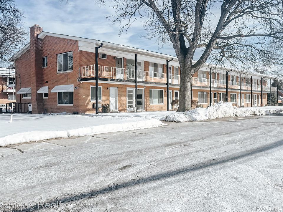 1st image of 2121 Clawson Ave APT 205