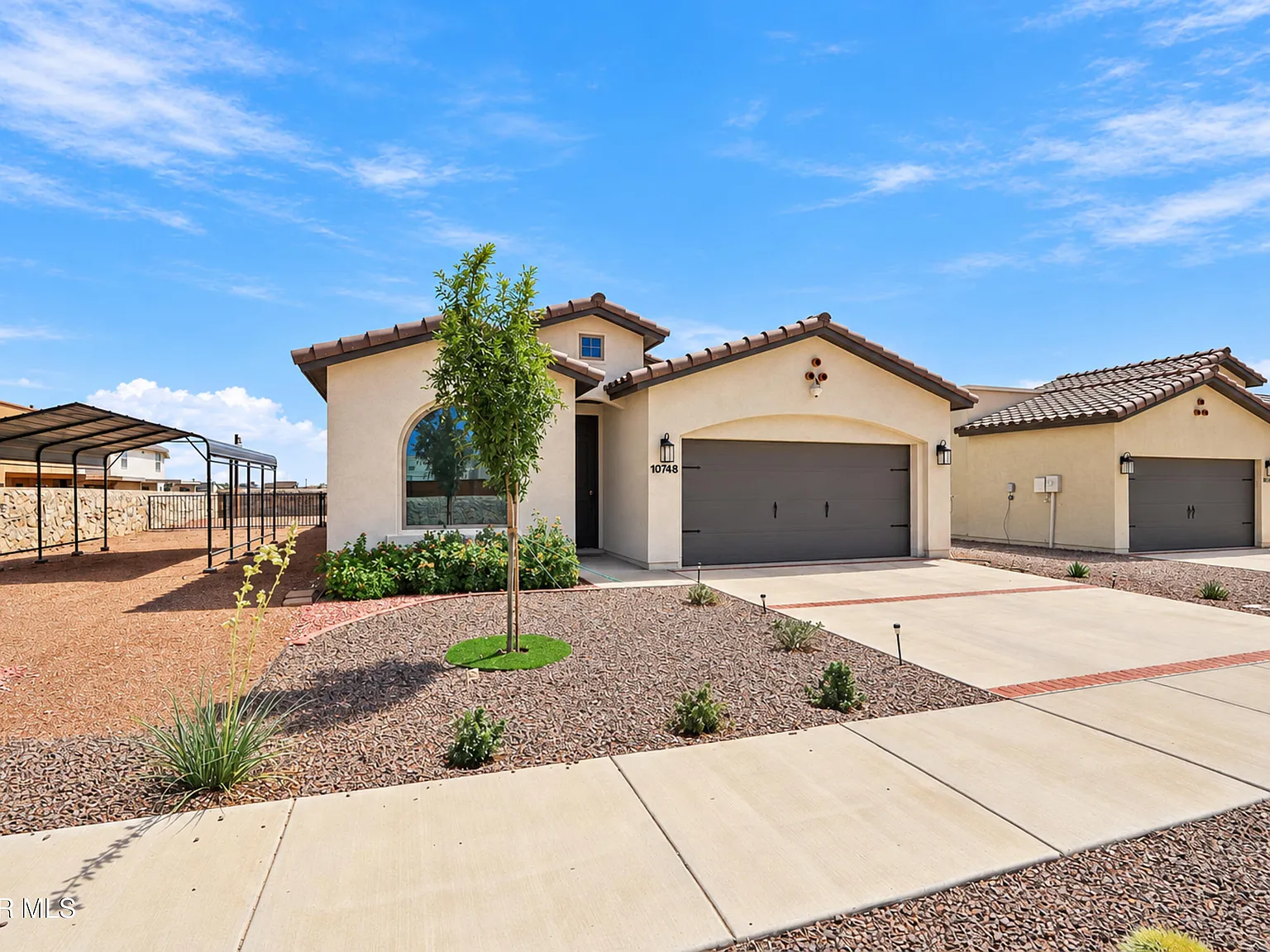 4 bed, 2.0 bath, 1768 sqft, $2,200 — Photo 3