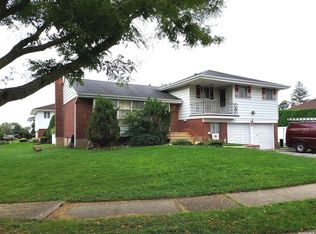 145 Northern Pkwy W, Plainview, NY 11803