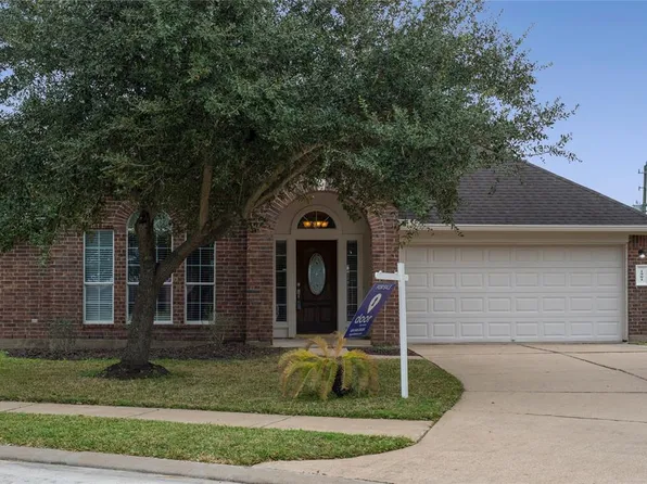 1901 Orchard Frost Dr, Pearland, TX 77581