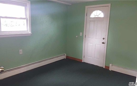 3rd image of 24 W 23rd St