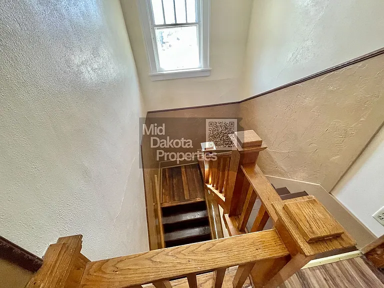 801 W 5th Ave — Photo 7