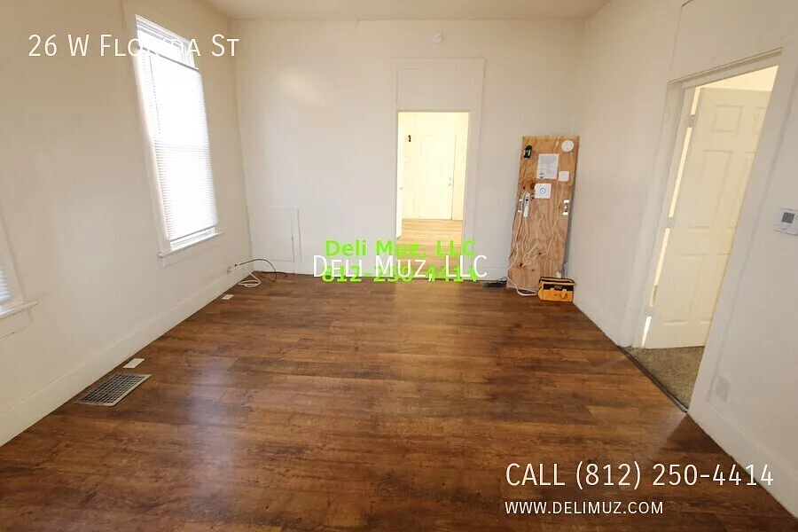26 W Florida St — Photo 3