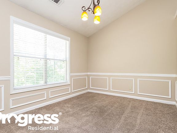 4th image of 1813 Fountain Cove Ct