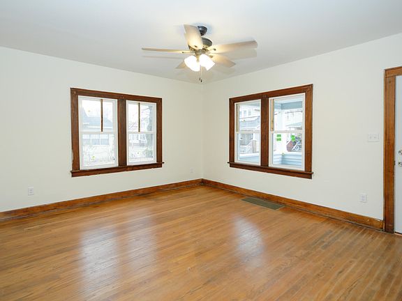 928 Dewey-104