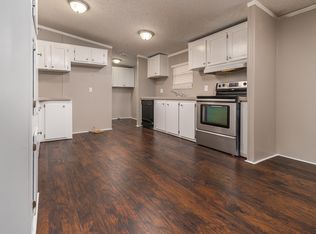 16866 Aqua Ln, Tallahassee, FL 32310