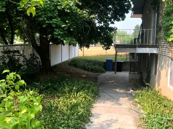 (undisclosed Address)