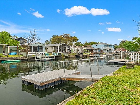 2nd image of 5430 Circle Dr