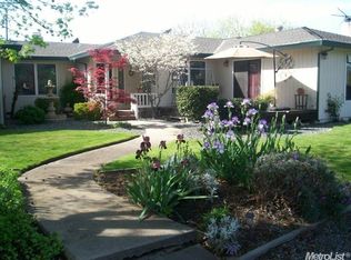 5837 Shambaugh Ln, Loomis, CA 95650