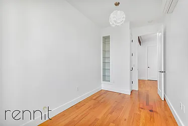 Rented by Rennit Inc.