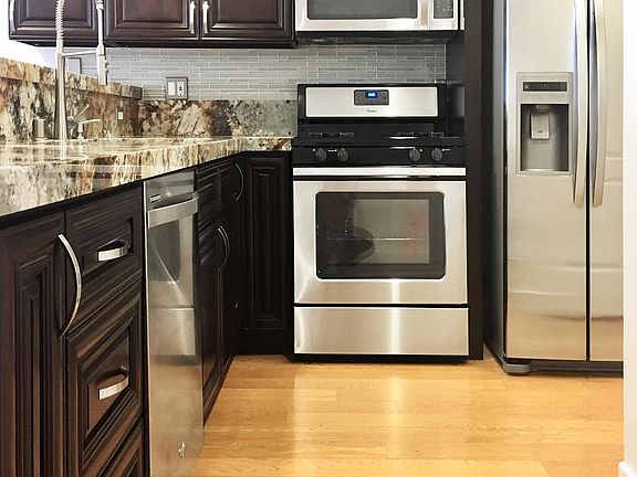 3rd image of 1501 India St Unit 307