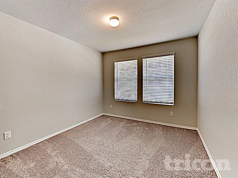 9736 Marbach Brk — Photo 22