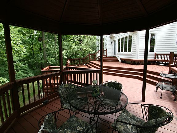 2nd image of 188 Aspenknoll Dr