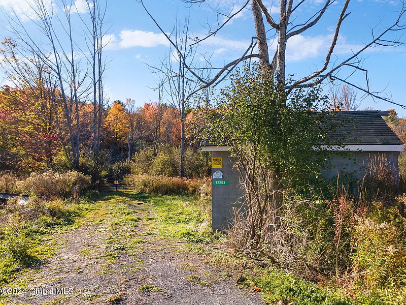 4th image of 12263 Duanesburg Road