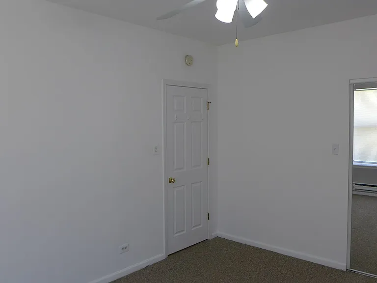 808-12 W Junior Terrace — Photo 38