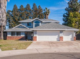 8518 Crown Prince Ct, Elk Grove, CA 95624