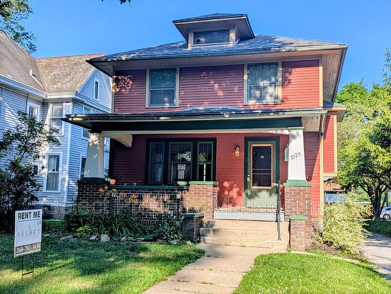 1st image of 2526 Hoagland Ave