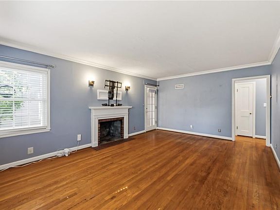 2nd image of 8806 Minnehaha Ln