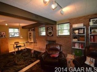 1201 Chatham Rd, Waynesboro, VA 22980