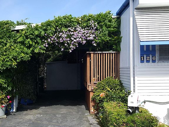 5th image of 3015 E Bayshore Rd Spc 126