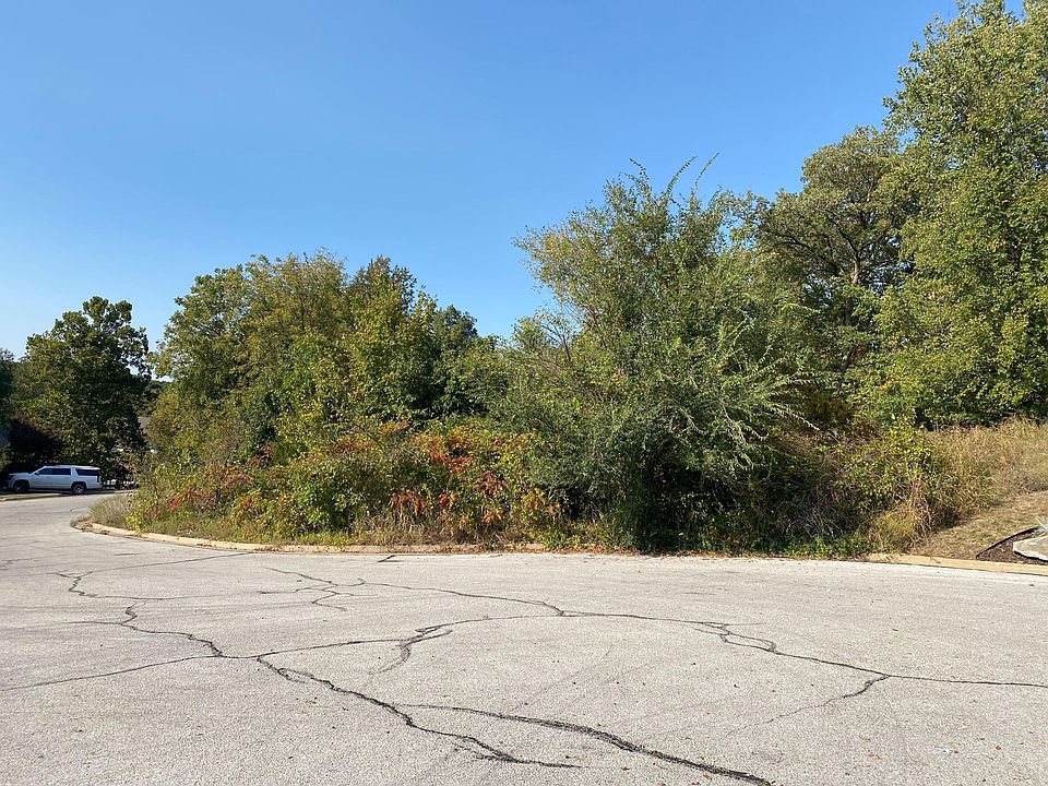 2nd image of 000 Newport Circle