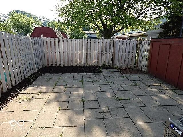 4847 Mount Vernon Dr — Photo 17