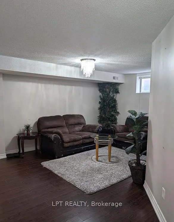 2 bed, $2,000 — Photo 3