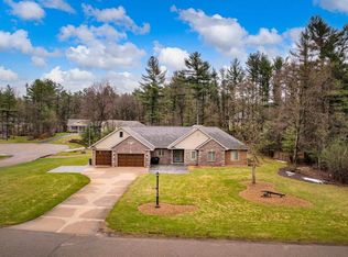 3611 Richland Hills Dr, Wisconsin Rapids, WI 54494