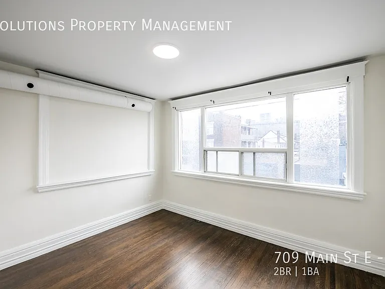 709 Main St E #7 — Photo 14
