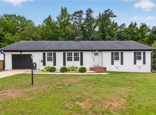 1621 Ronald Dr, Suffolk, VA 23434