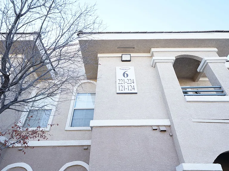 9330 W Maule Ave #123-05 — Photo 2