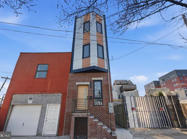 2440 E Harold St, Philadelphia, PA 19125