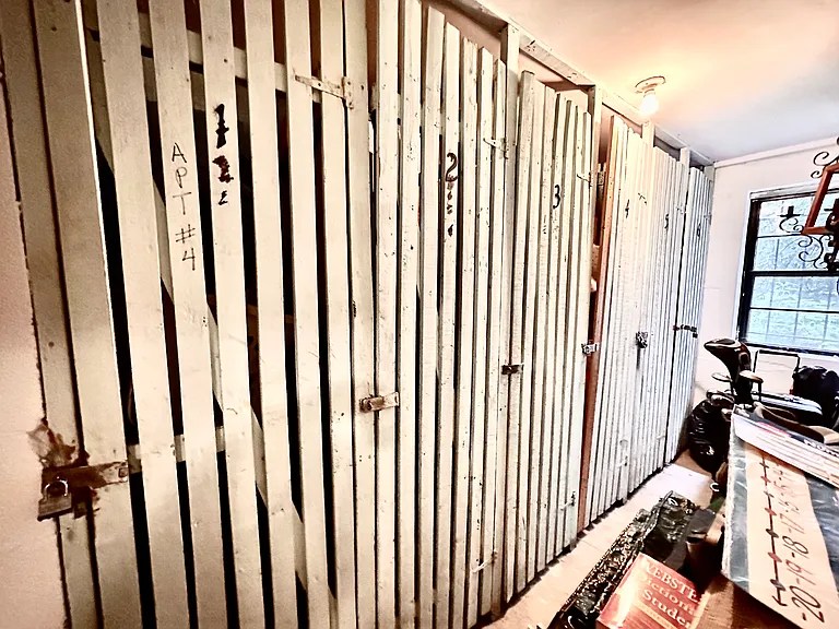 3409 Cresson St #6 — Photo 13
