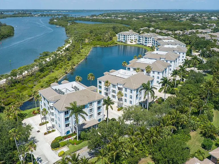 9013 Somerset Bay Ln #201 — Photo 42
