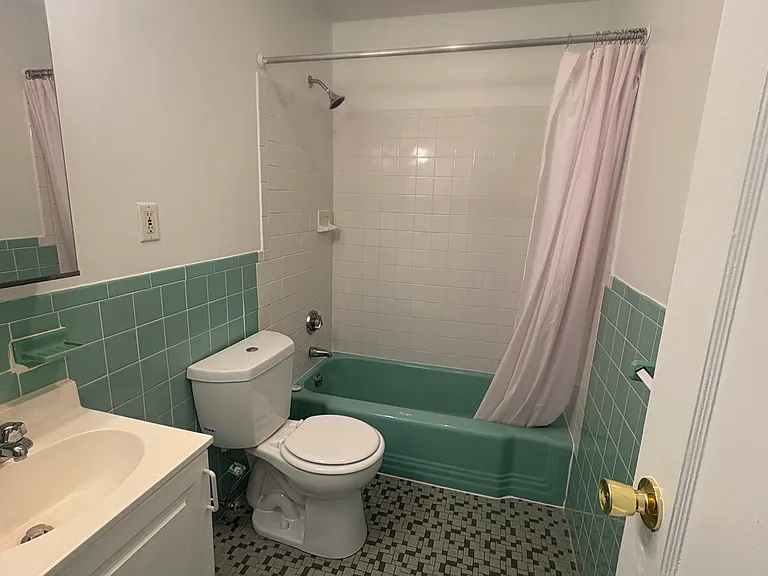 19 Fairbanks St #3-2F — Photo 5