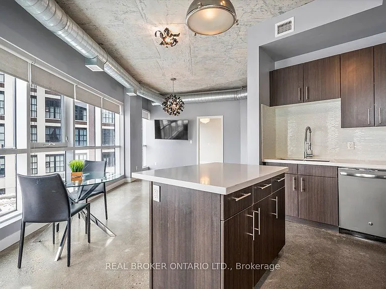 1 Victoria St S #203 — Photo 13