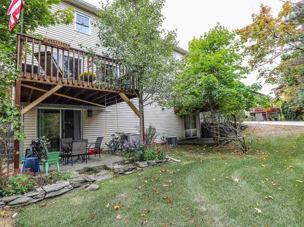 1 Shire Ct #B, Goffstown, NH 03045