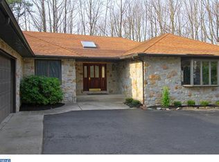 241 Greentree Rd, Turnersville, NJ 08012