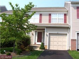 22 Honey Locust Ln, Newtown, PA 18940