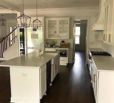 3rd image of 3207 W Fountain Blvd