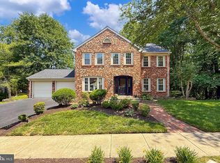 9200 Dorothy Ln, Springfield, VA 22153