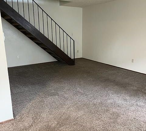 2nd image of 1275 Woodgate Ave APT 2