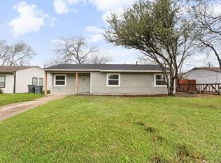 2655 Larry Dr, Dallas, TX 75228