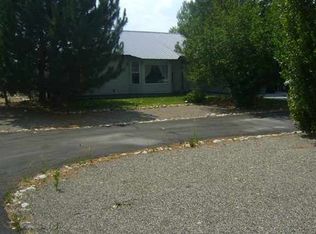 638 Palace Pkwy, Spring Creek, NV 89815