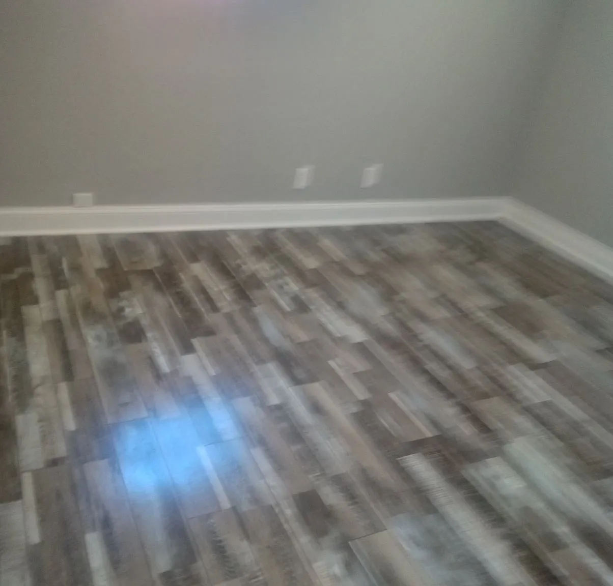 3728 Niagara Dr — Photo 3